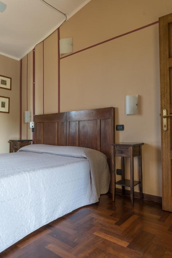 Locanda La Valle Hotell Castelnuovo Magra Eksteriør bilde